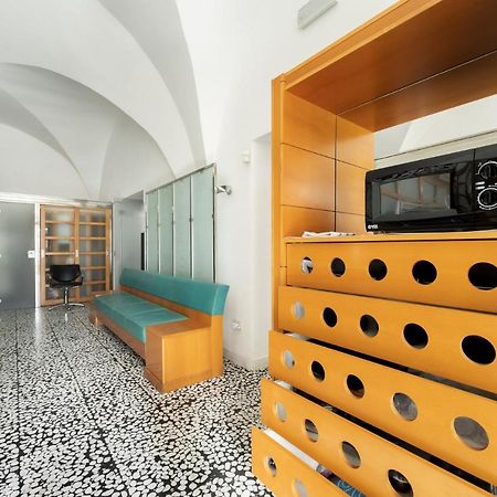 Hostel Hospitality House - H H H Любляна Экстерьер фото